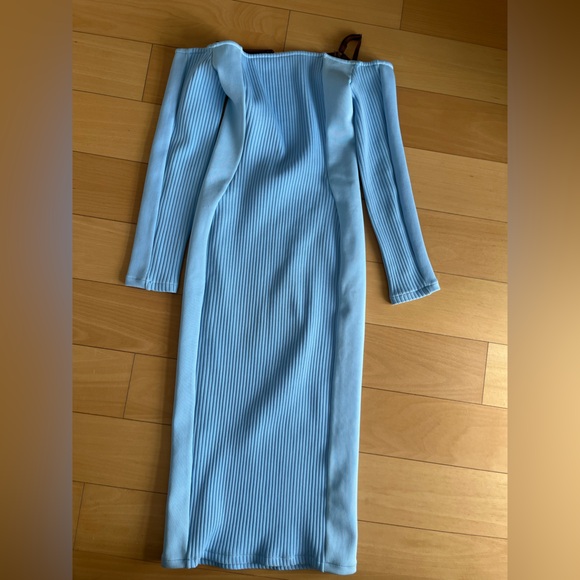 Jacquemus La Robe Sierra Dress- size small - Picture 9 of 9